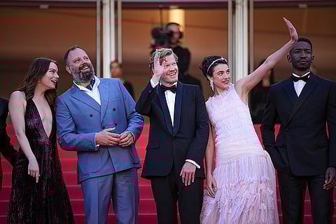 Emma Stone, Yorgos Lanthimos, Jesse Plemons, Margaret Qualley And Mamoudou Athie